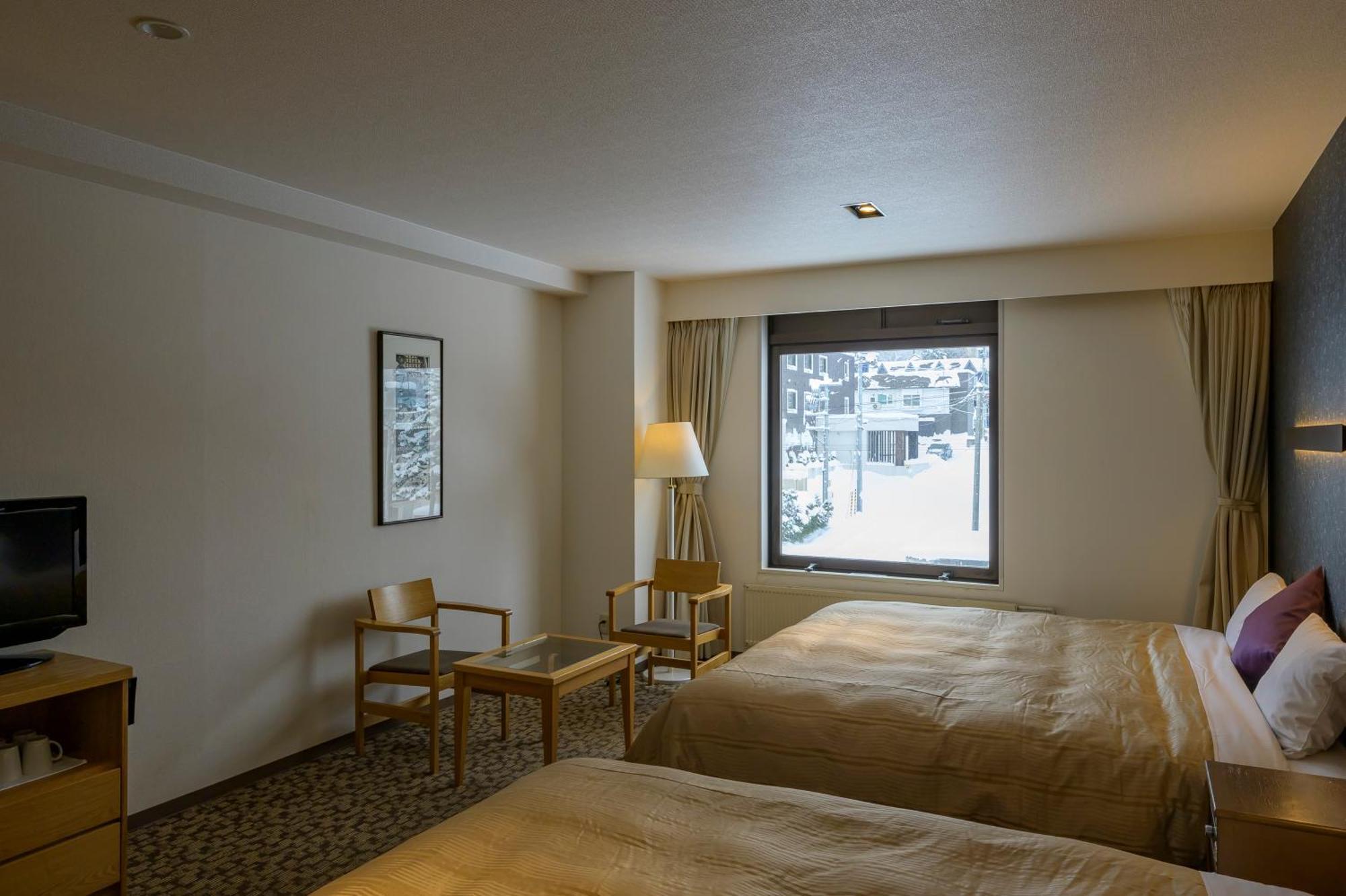 Hotel Edel Warme NakaNakafurano Extérieur photo